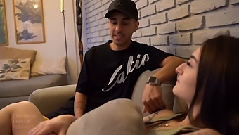 只剩下我和新继妹独处,我不知道该怎么办/LuenOk x Chavitaxxx